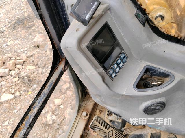 显示屏 （驾驶室部分）