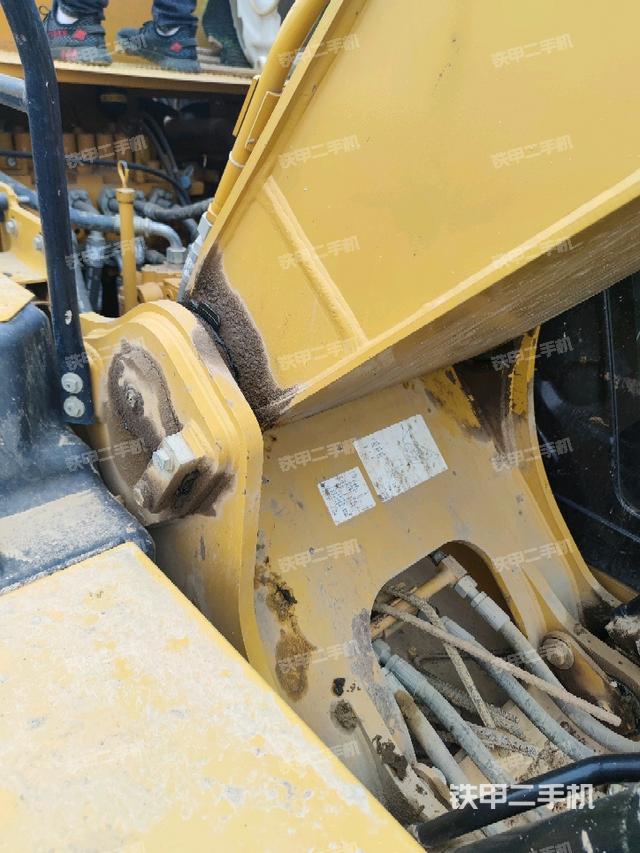 大臂根部 斜视（工作和回转装置）