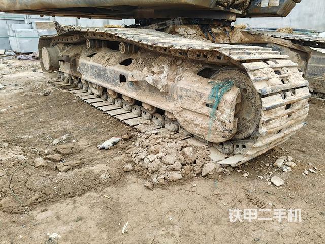 单侧履带整体（整机外观）