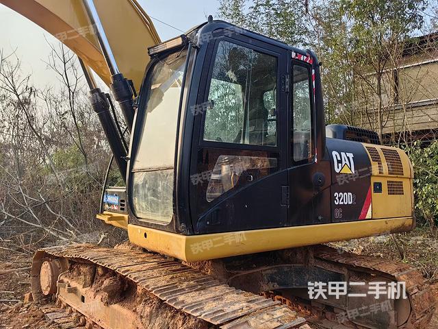 驾驶室整体（整机外观）