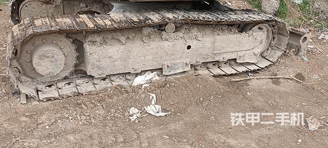 单侧履带整体（整机外观）