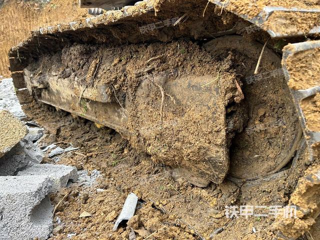 单侧履带整体（整机外观）