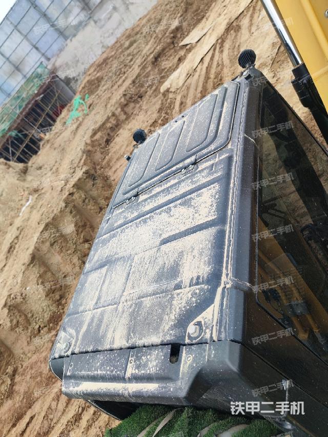 驾驶室顶部俯视（上车部件）