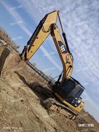 扬州卡特彼勒320D液压挖掘机实拍图片