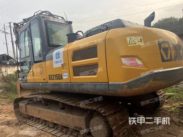 徐工XE200DA挖掘机