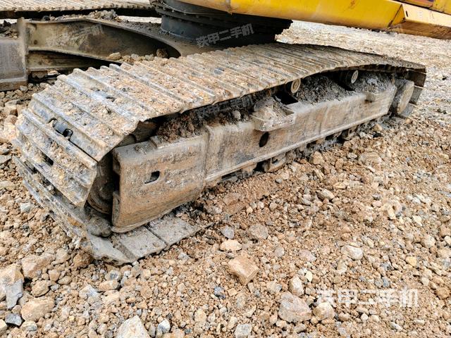 左侧履带整体 （行走机构）