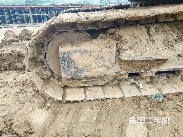 左侧行走马达盖板（行走机构）