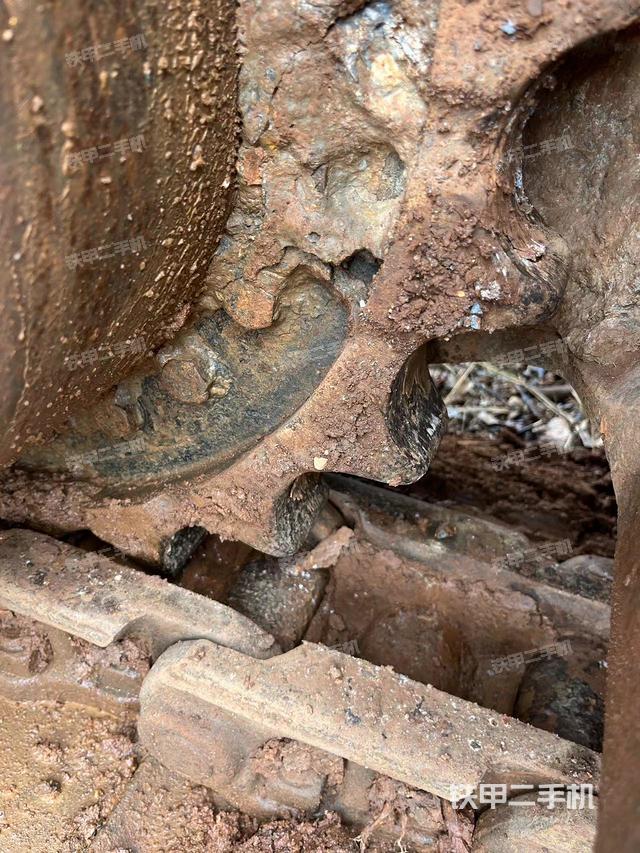 单侧履带整体（整机外观）