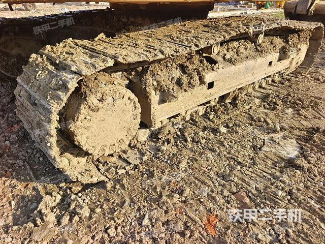 单侧履带整体（整机外观）