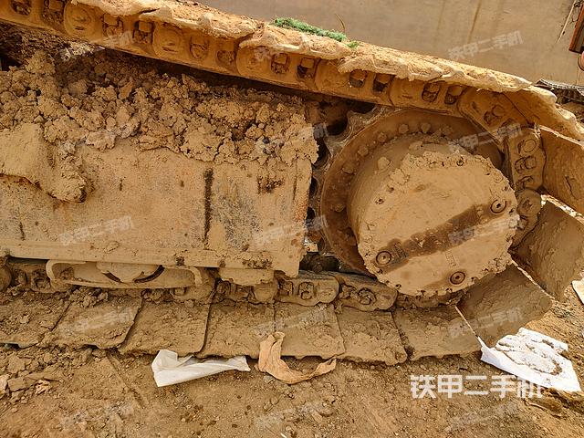 单侧履带整体（整机外观）