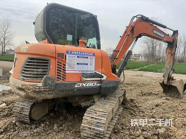 整机右后45°（整机外观）