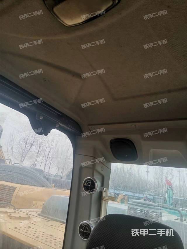 驾驶室整体（整机外观）