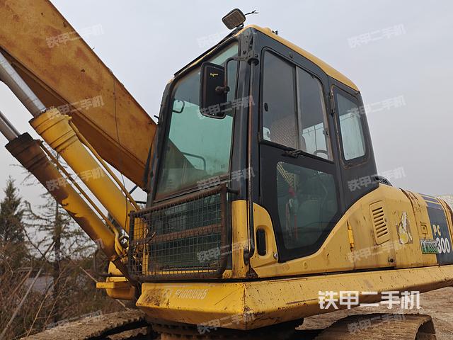 驾驶室整体（整机外观）