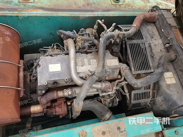 发动机整体俯视（整机外观）