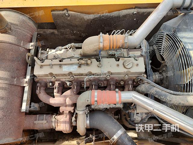 发动机整体俯视（整机外观）
