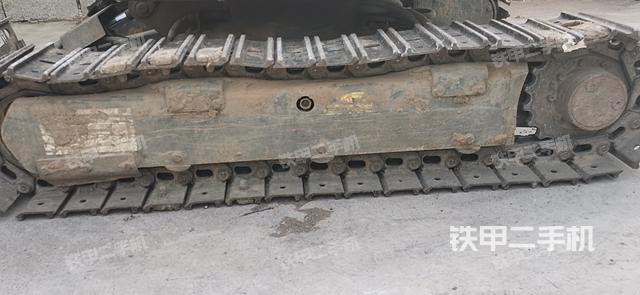 单侧履带整体（整机外观）