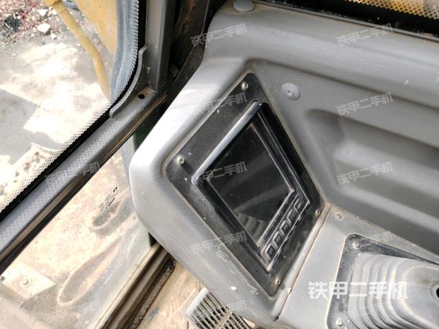 顯示屏?(駕駛室部分) 顯示屏?(駕駛室部分)