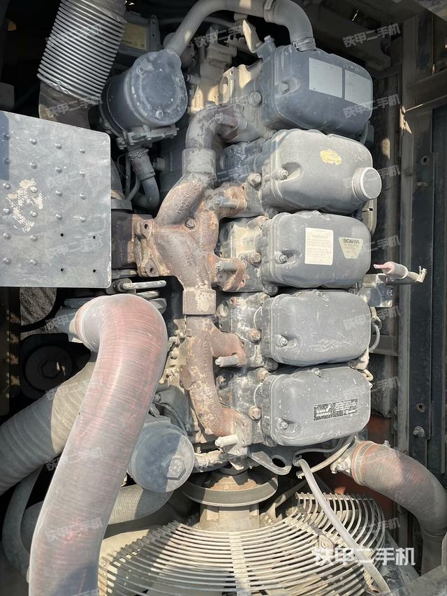 发动机整体俯视（整机外观）