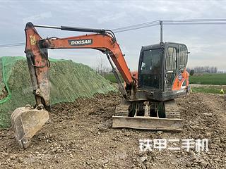 安徽-亳州市二手斗山DX55-9C挖掘机实拍照片