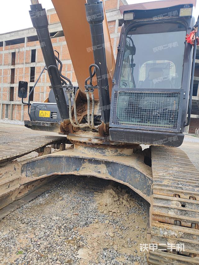 驾驶室整体（整机外观）