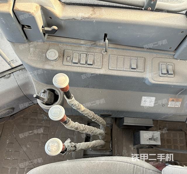 驾驶室操作台（整机外观及大件）