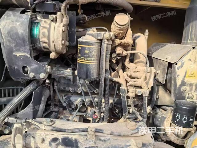 发动机整体俯视（整机外观）