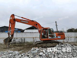 扬州斗山DH215-9挖掘机实拍图片