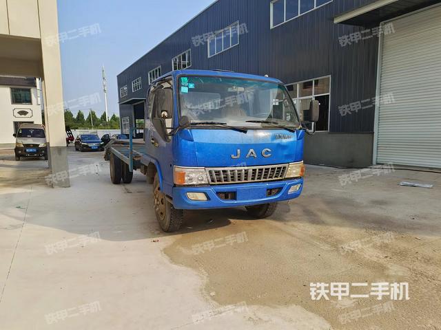 江淮重工6X2平板运输车