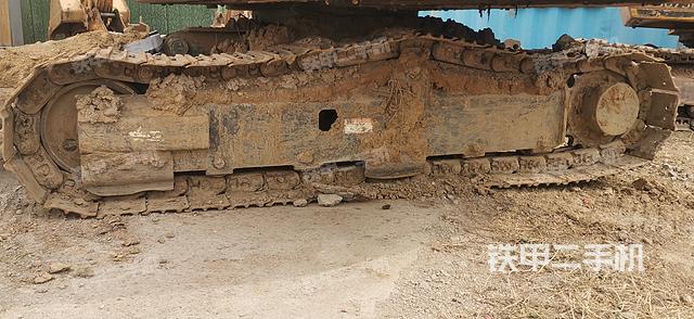 单侧履带整体（整机外观）