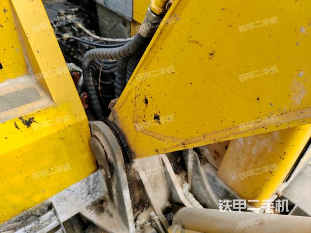 大臂根部?斜(工作和回轉(zhuǎn)裝置) 大臂根部?斜(工作和回轉(zhuǎn)裝置)