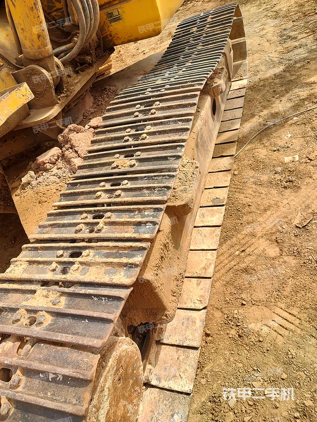 单侧履带整体（整机外观）