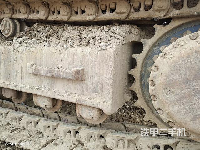 单侧履带整体（整机外观）