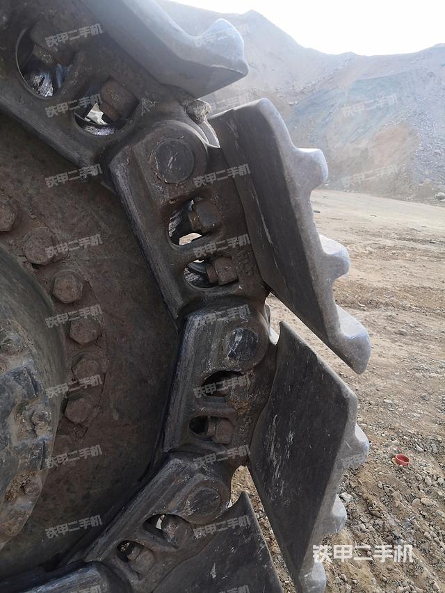 单侧履带整体（整机外观）