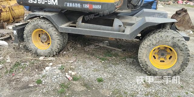 单侧履带整体（整机外观）