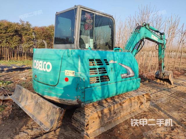 整机右后45°（整机外观）