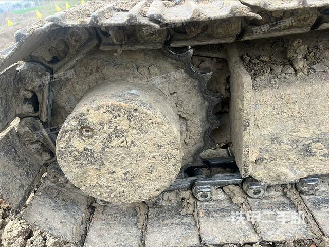 单侧履带整体（整机外观）