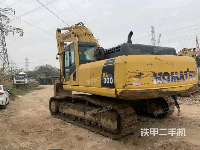 小松PC300-8M0挖掘机