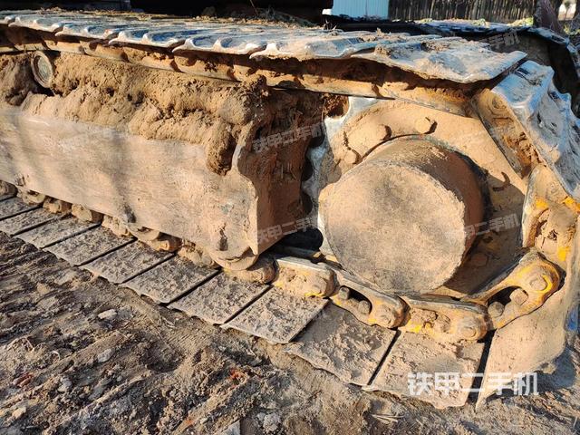 单侧履带整体（整机外观）