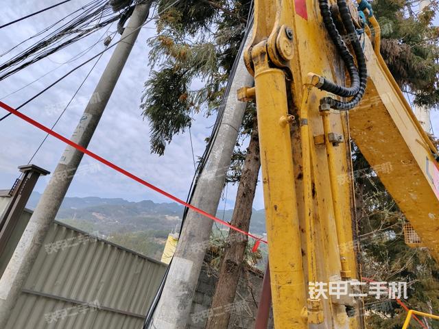 小臂整體右前(工作和回轉(zhuǎn)裝置) 小臂整體右前(工作和回轉(zhuǎn)裝置)