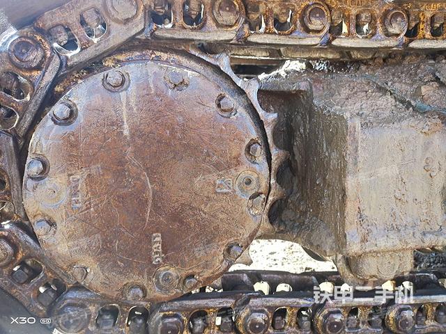 单侧履带整体（整机外观）