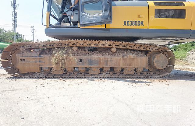 单侧履带整体（整机外观）