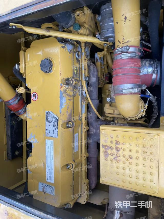 发动机整体俯视（整机外观）