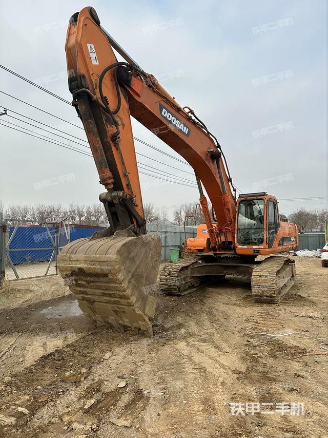 斗山DH420LC-7挖掘机