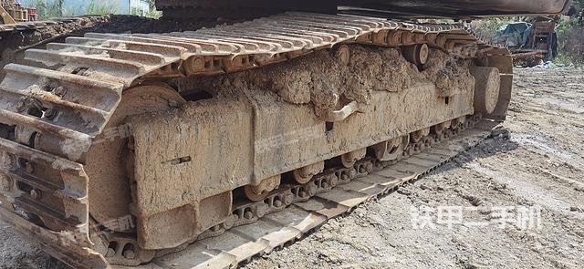 单侧履带整体（整机外观）