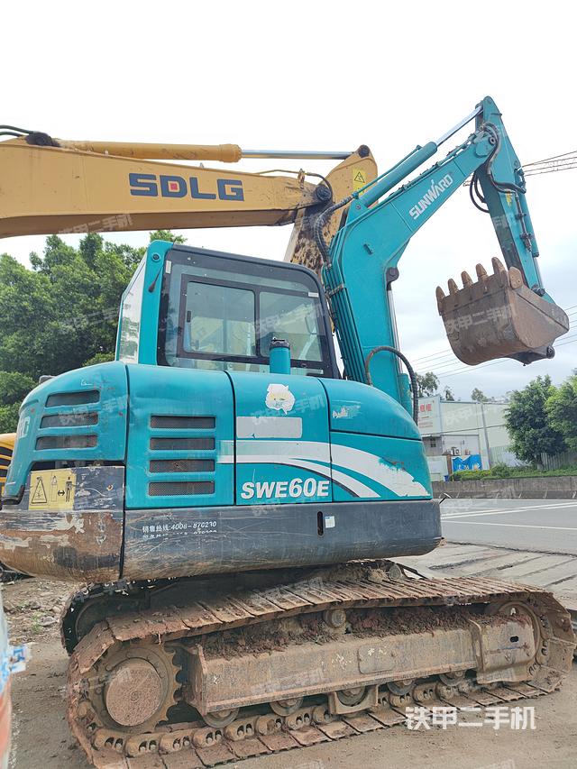 发动机整体俯视（整机外观）