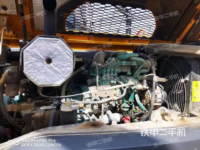 发动机整体俯视（整机外观）