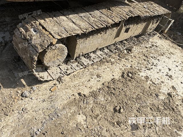 单侧履带整体（整机外观）