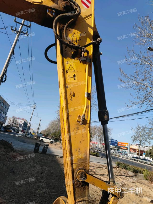 小臂整體左后（工作和回轉裝置）