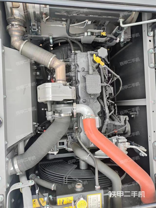 发动机整体俯视（整机外观）