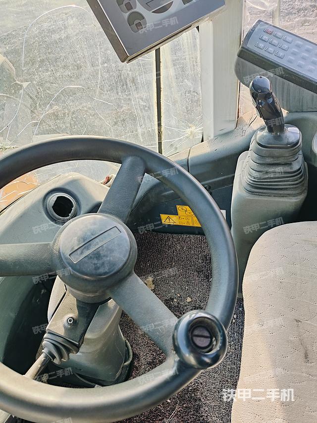 驾驶室工作台（整机外观及大件）